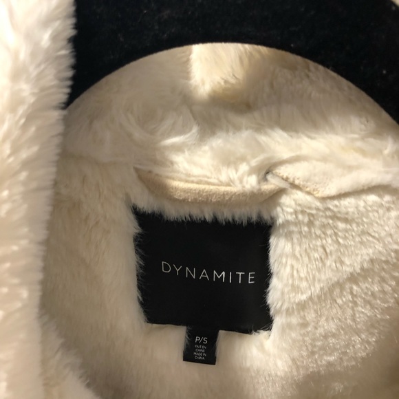 Size S- fits like M - Picture 3 of 3